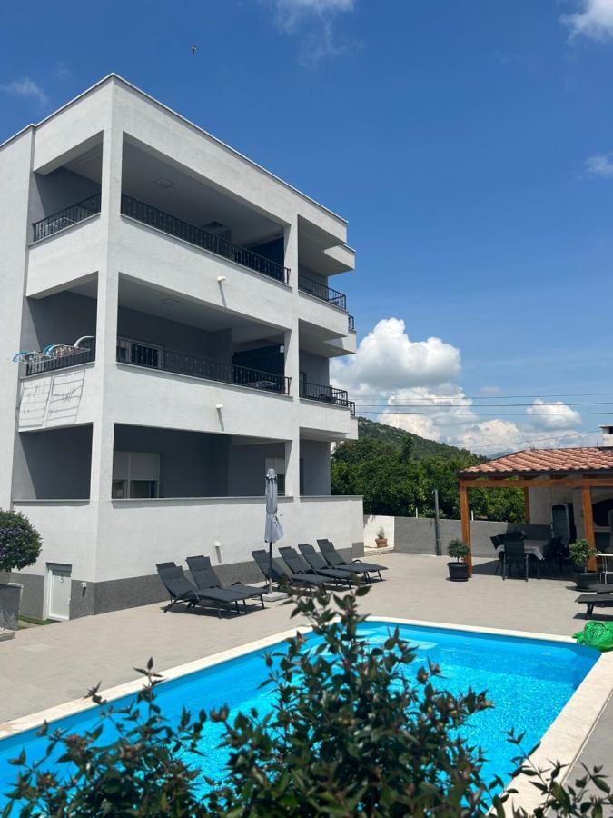 Villa Apartment Aa 2 Trogir Exterior foto